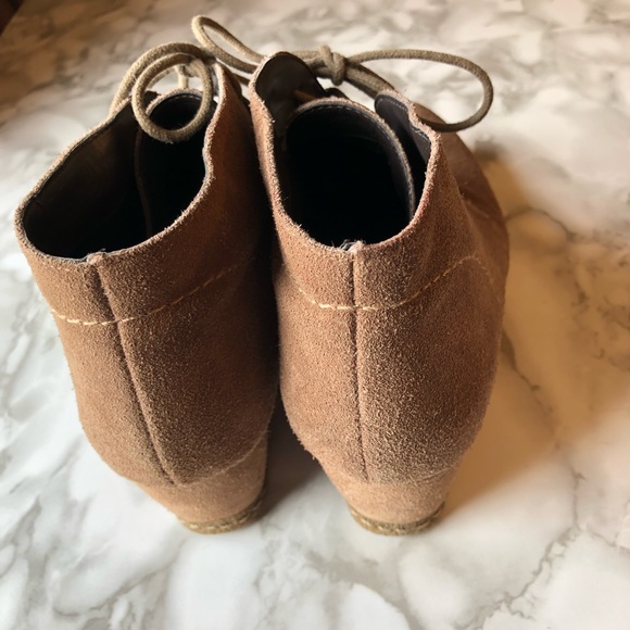 Franco Sarto Mocha Brown or Latte Brown Coloured Lace Up Suede Wedges - Picture 5 of 14